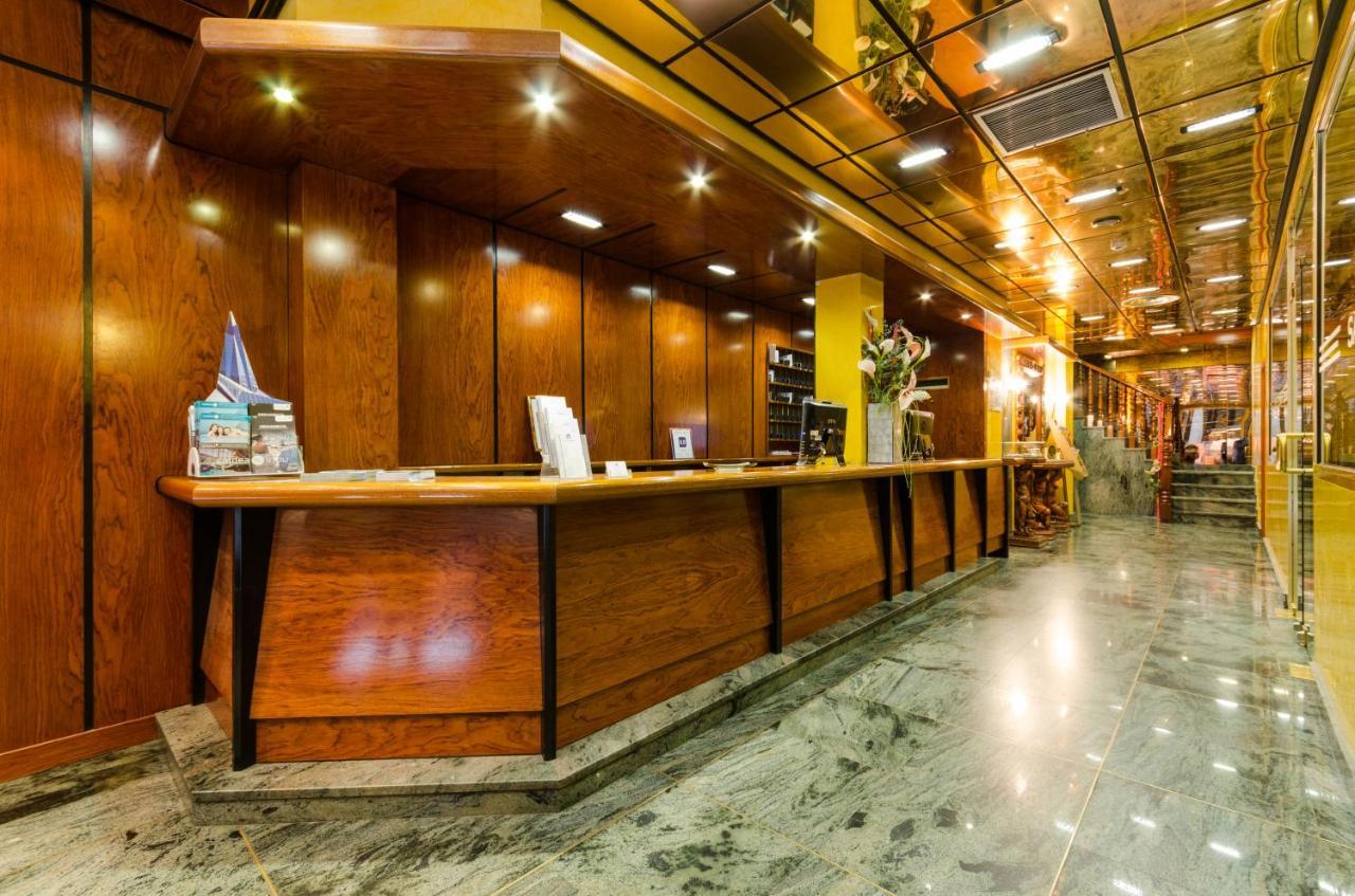 Yomo Eureka Hotel Andorra la Vella Luaran gambar