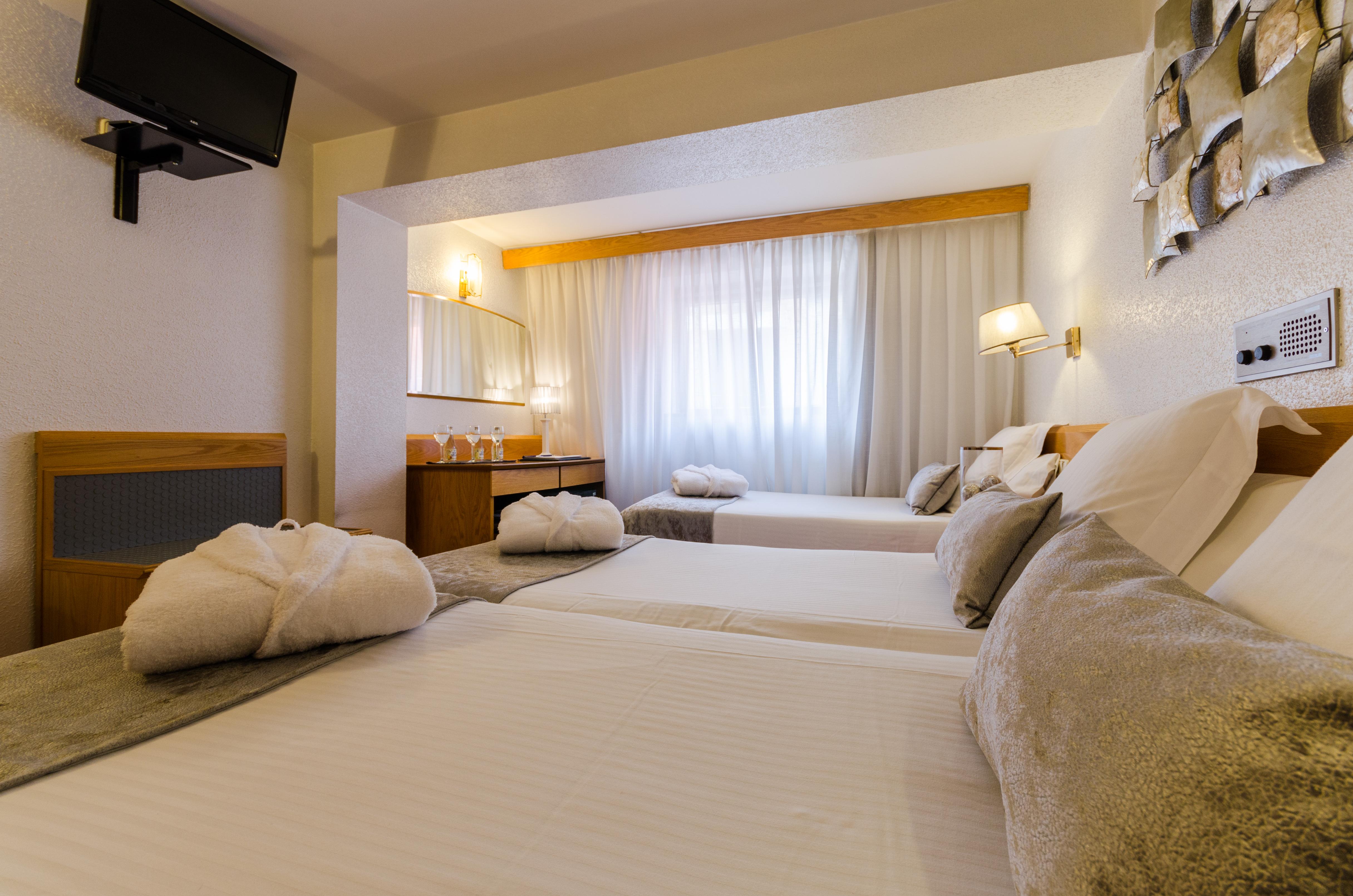 Yomo Eureka Hotel Andorra la Vella Luaran gambar