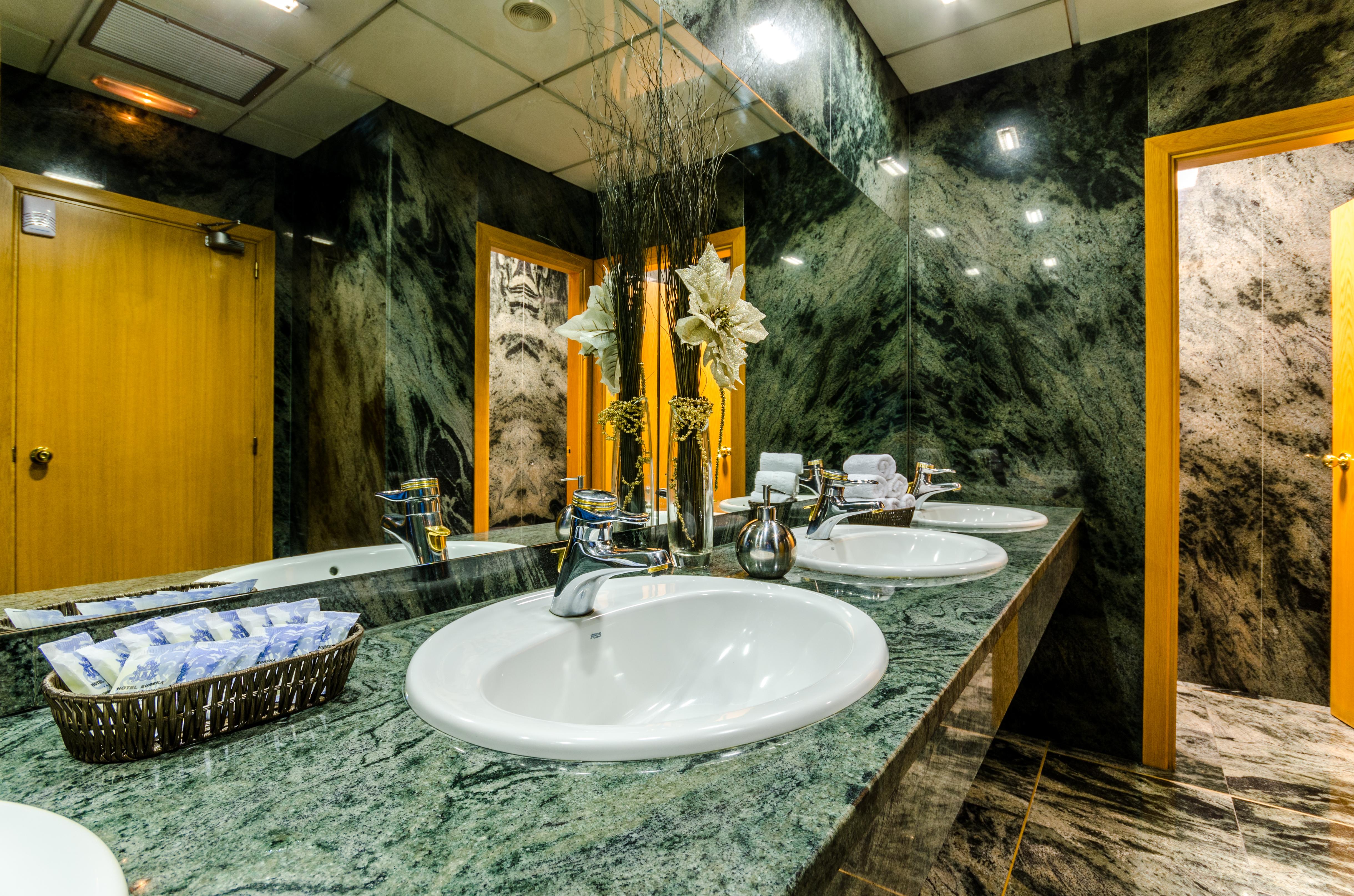 Yomo Eureka Hotel Andorra la Vella Luaran gambar