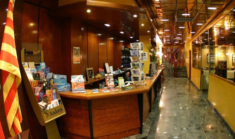 Yomo Eureka Hotel Andorra la Vella Luaran gambar
